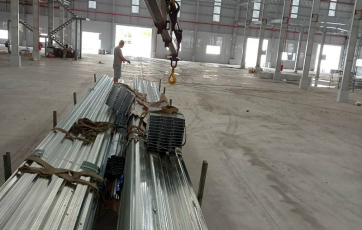 Ứng dụng đa dạng của tôn sàn Deck trong xây dựng