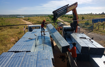 Giá thép hộp đen, mạ kẽm Cà Mau