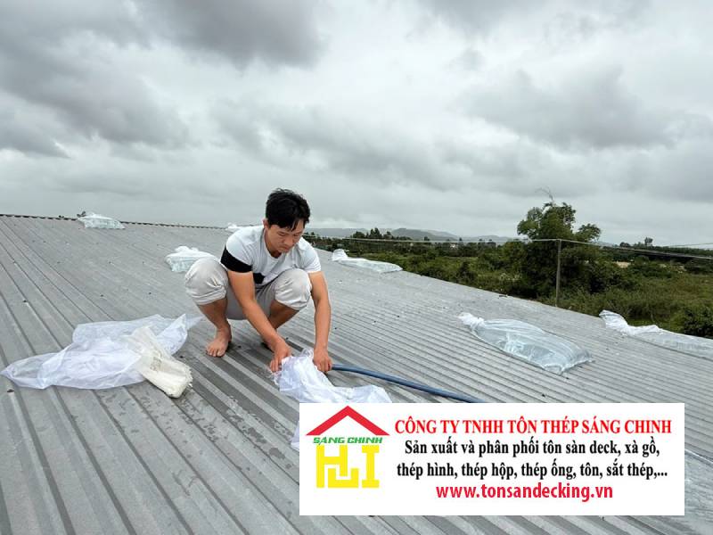 10 giải pháp chống bão mái tôn hiệu quả