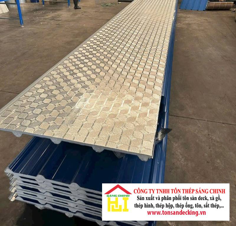 8 lợi ích của tôn chống nóng chắc chắn sẽ khiến bạn ngỡ ngàng
