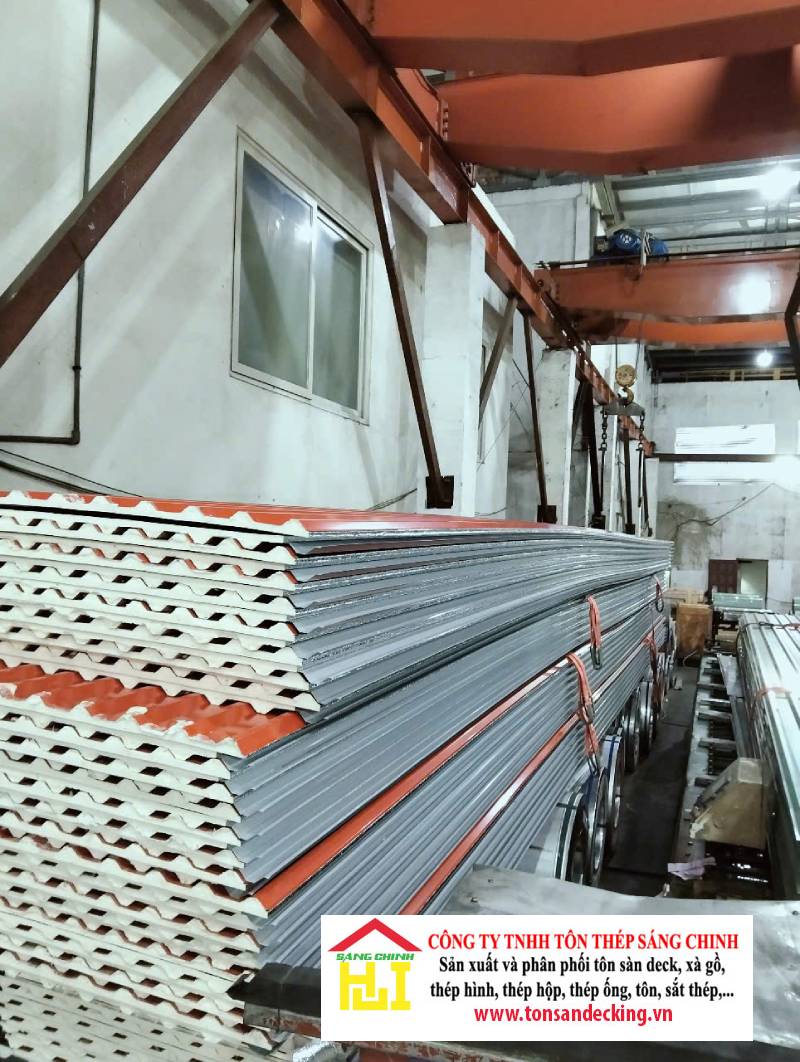 8 lợi ích của tôn chống nóng chắc chắn sẽ khiến bạn ngỡ ngàng