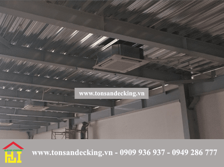Sàn deck vượt nhịp bao nhiêu?