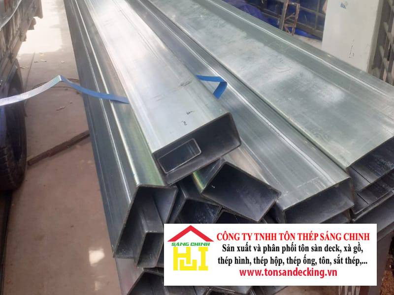Tỷ trọng xà gồ ảnh hưởng gì đến độ võng mái nhà xưởng?