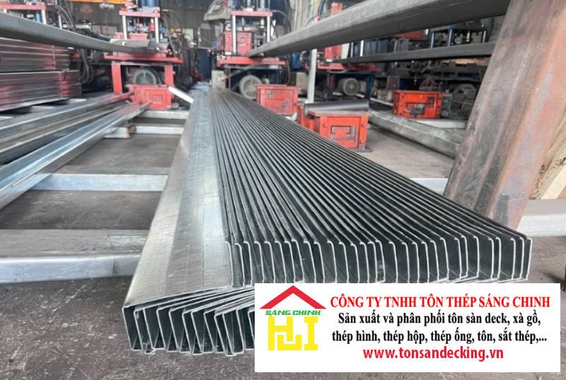 Xà gồ thép mạ kẽm phổ thông
