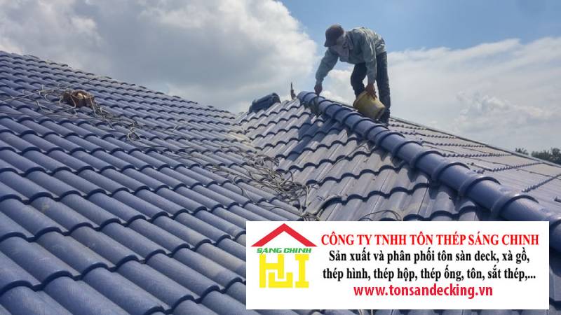 Cách lợp tôn giả ngói