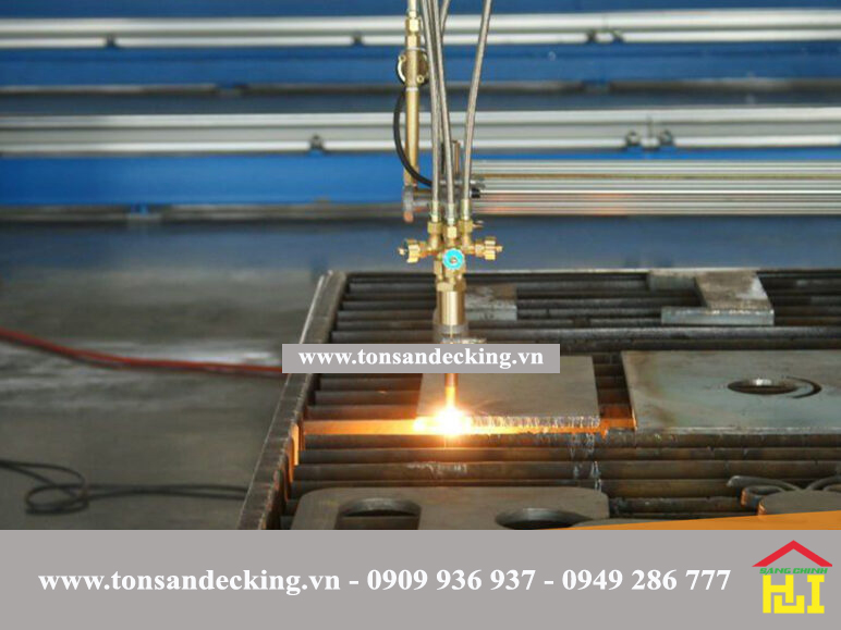 Gia công bản mã thép bằng phương pháp Plasma