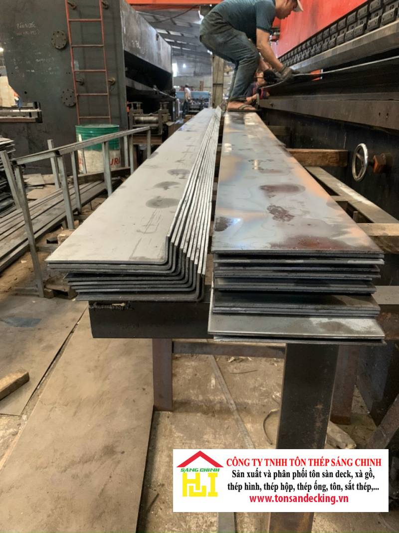 Gia Công Thép Tấm Theo Yêu Cầu