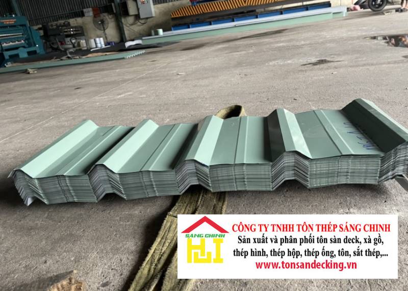 Giá tôn 5 sóng vuông