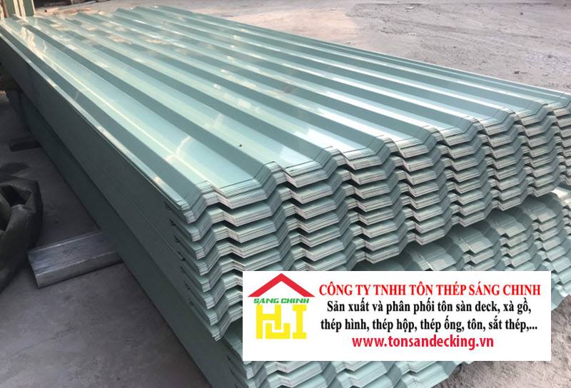 Giá tôn 9 sóng vuông