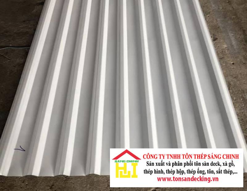 Giá tôn 9 sóng vuông