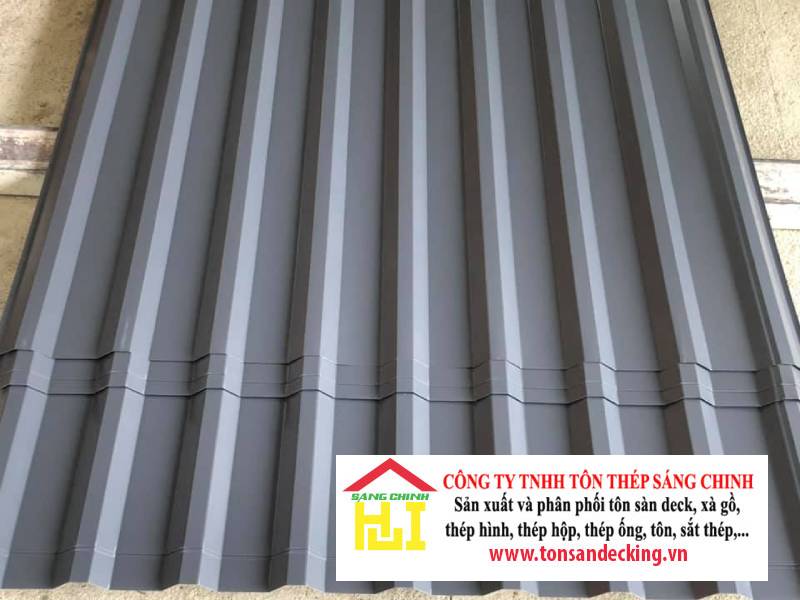 Giá tôn 9 sóng vuông