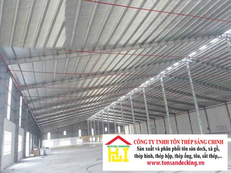 Giá tôn cách nhiệt dán pe-opp