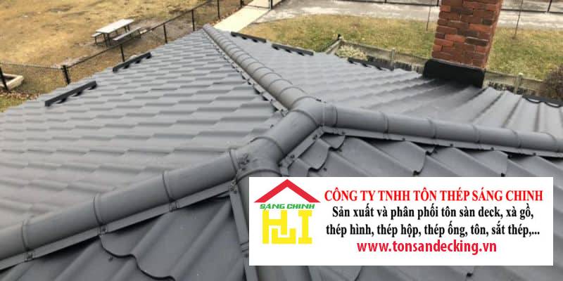 Giá tôn diềm - tôn úp nóc