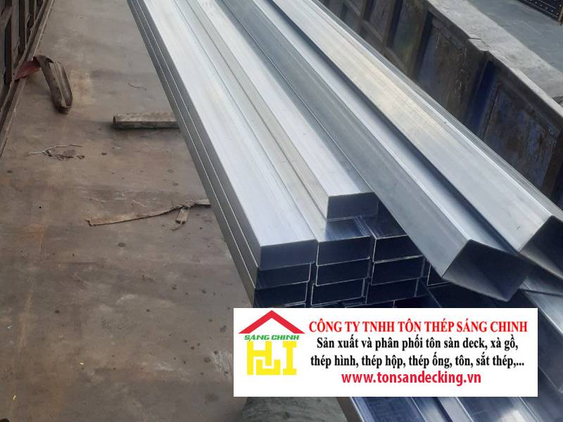 Giá xà gồ thép hộp 100x200