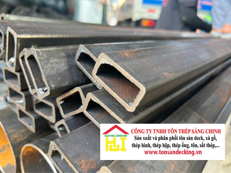 Giá xà gồ thép hộp 10x20