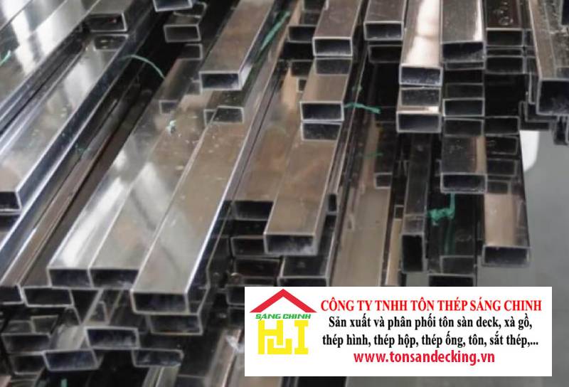 Giá xà gồ thép hộp 10x20