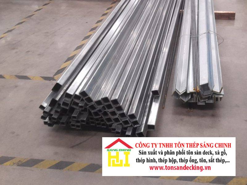 Giá xà gồ thép hộp 12x12