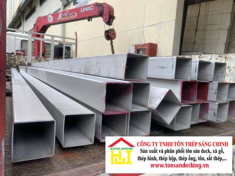 Giá xà gồ thép hộp 150x150