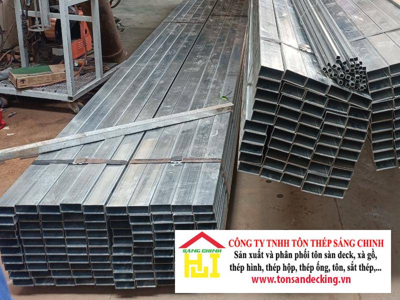 Giá xà gồ thép hộp 25x50