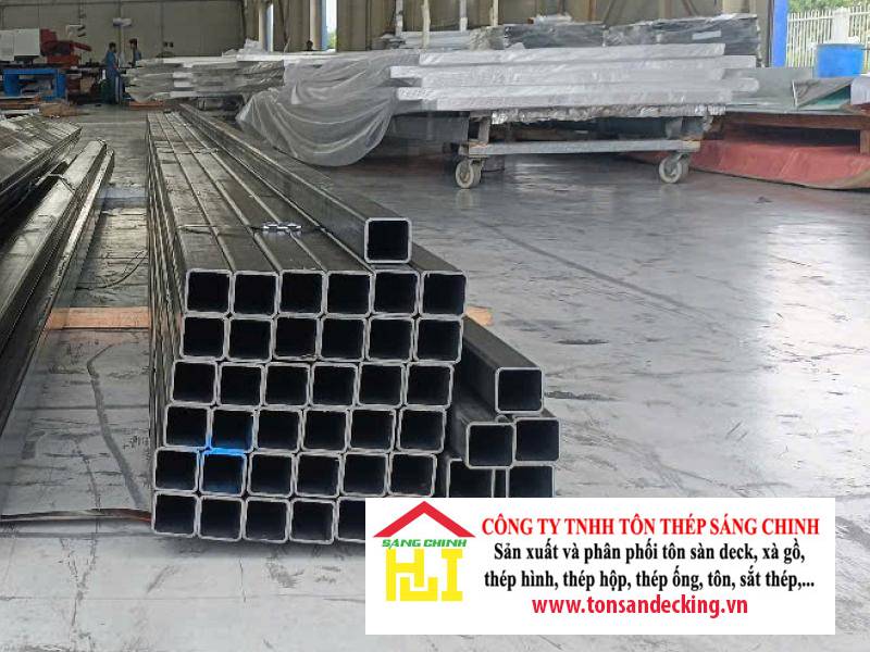 Giá xà gồ thép hộp 30x30