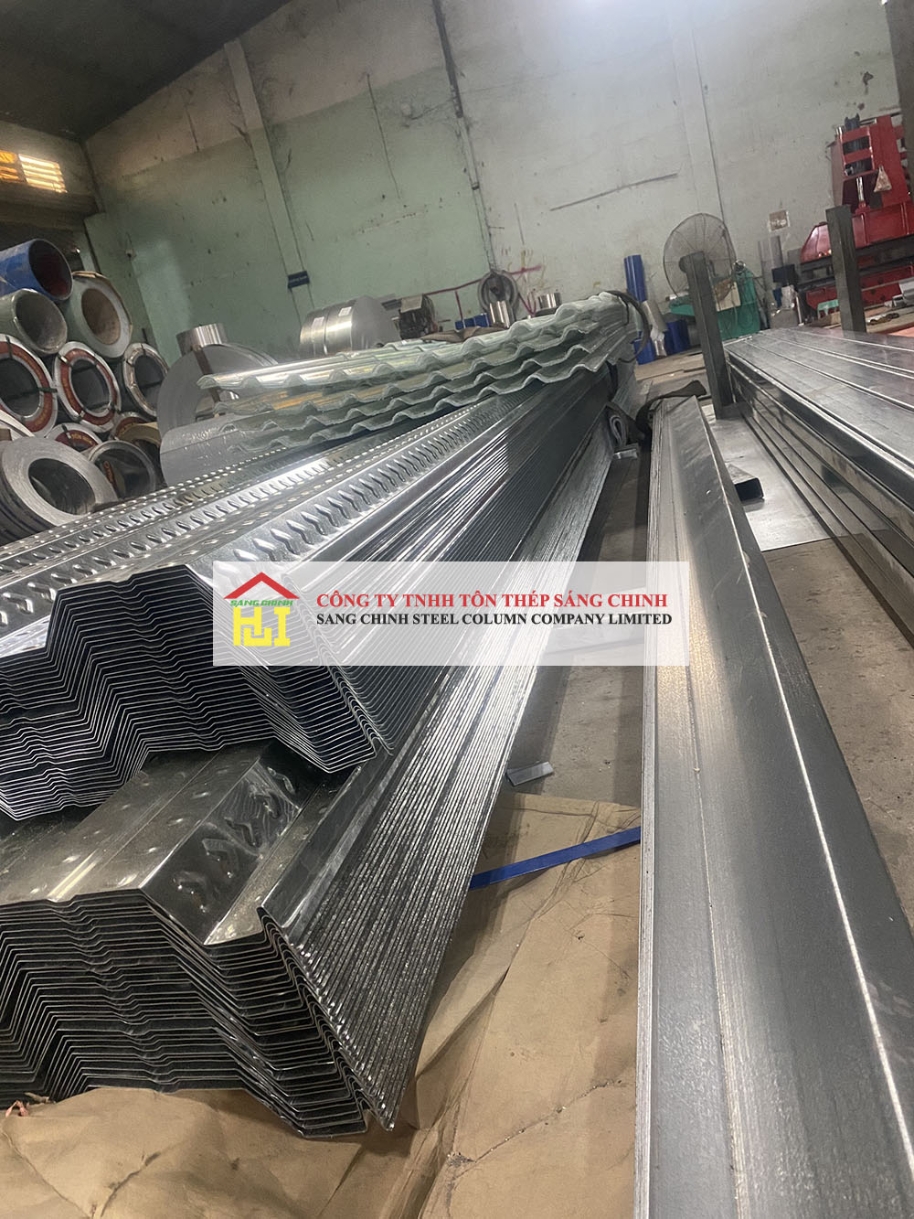 Hình ảnh thực tế tôn sàn deck tại tonsandecking.vn