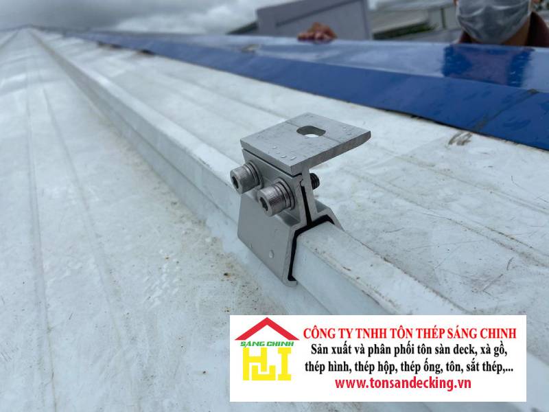 Kẹp sóng tôn Cliplock
