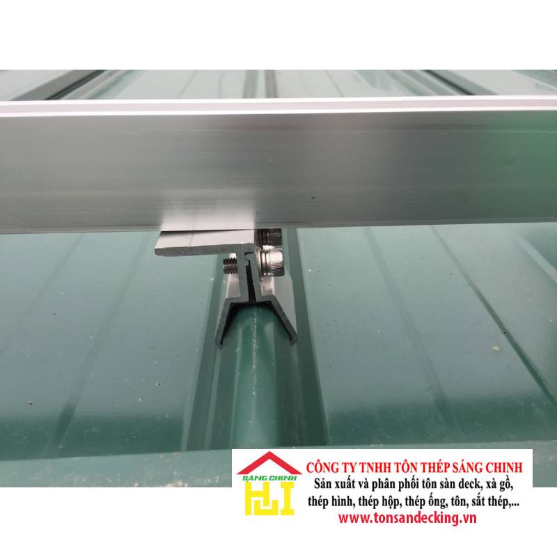 Kẹp sóng tôn Cliplock