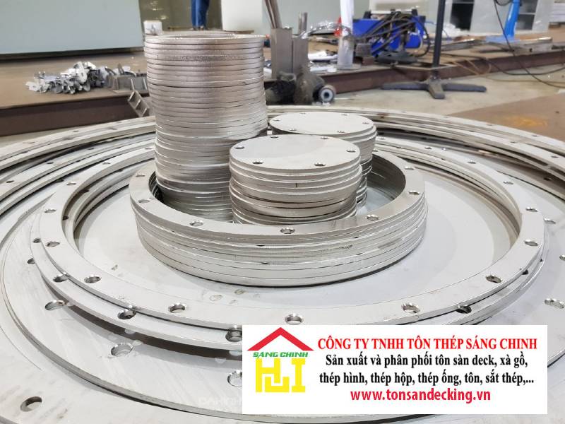 Mặt bích gia công theo đơn đặt hàng