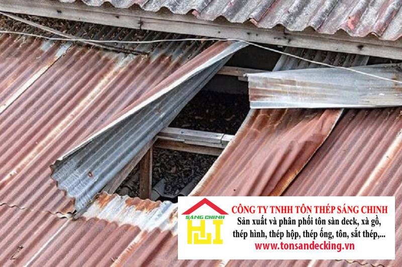 Một Số Hiện Tượng Bất Thường Của Tôn Khi Sử Dụng