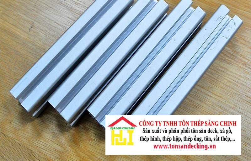 Nhôm định hình chữ U là gì? Đặc điểm, Ứng dụng, Giá thành
