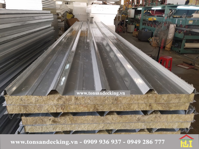 Tấm mái panel Rockwool