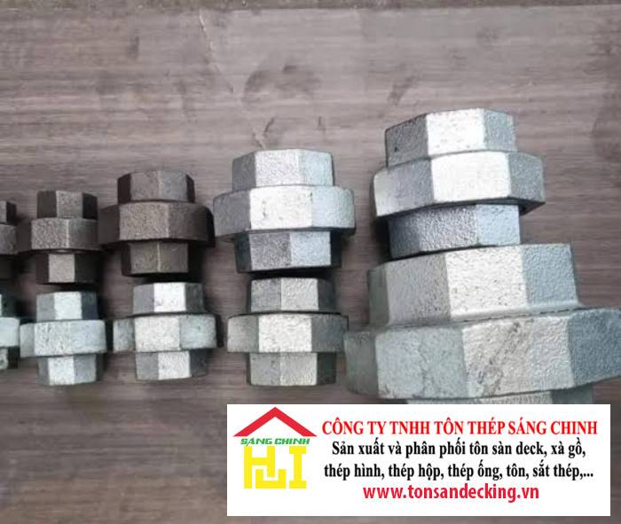Rắc co ren mạ kẽm giá rẻ K1