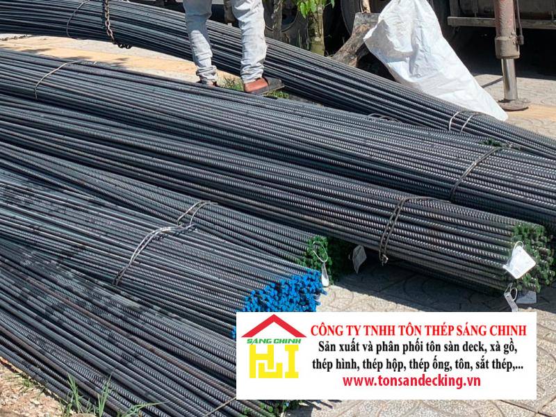 Sắt phi 14 Việt Nhật bao nhiêu tiền một cây?