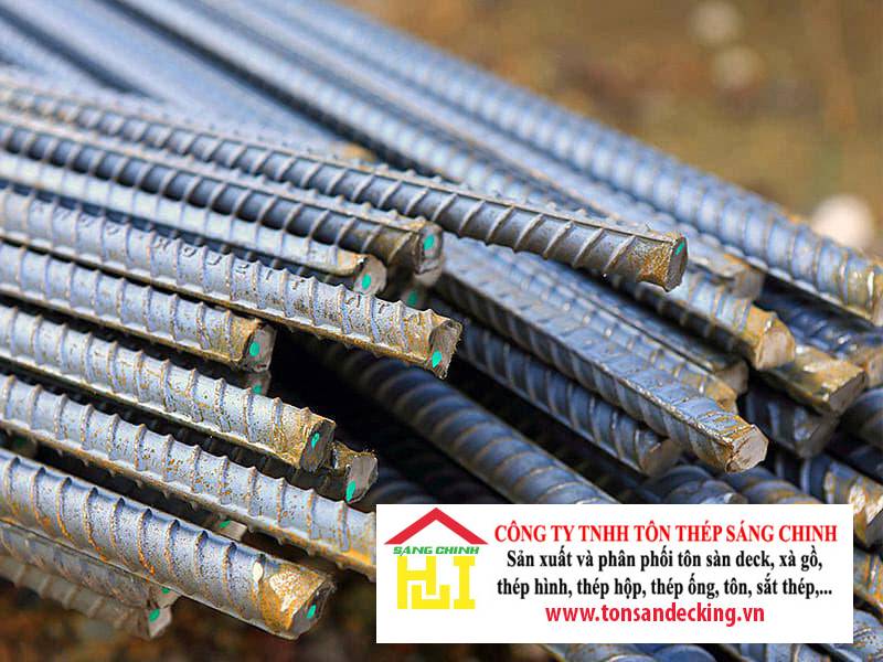 Sắt phi 14 Việt Nhật bao nhiêu tiền một cây?