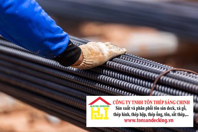 Giá thép bao nhiêu tiền 1 tấn?