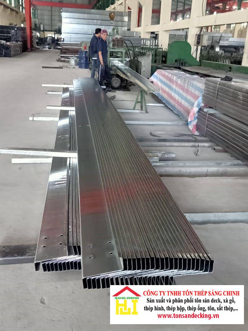 Xà gồ mạ kẽm Z350 là gì?