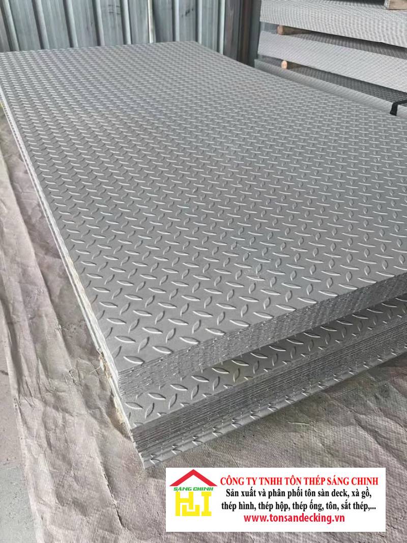 Tấm INOX Gân Đúc / Dập 304 316 201