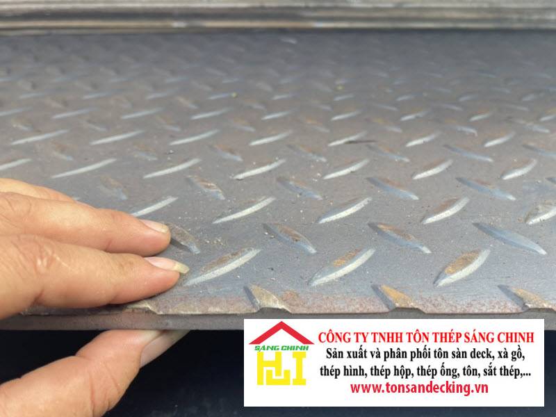 Tấm INOX Gân Đúc / Dập 304 316 201