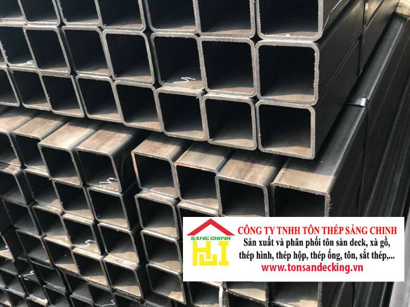 Thép Ống Vs Thép Hộp: Những Tiêu Chí Quan Trọng Khi Lựa Chọn Cho Công Trình