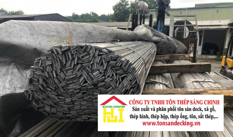 Thép lá là gì? Phân loại theo tính chất & ứng dụng thực tế
