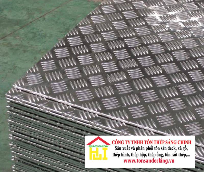 Thép tấm chống trượt và một số những ứng dụng