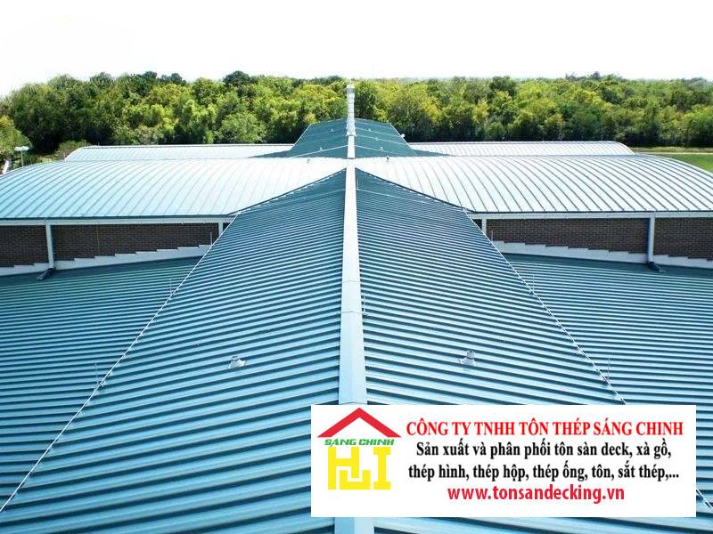 Tôn Lợp Mái Cho Nhà Xưởng: Đem Đến Giải Pháp Hiệu Quả Cho Môi Trường Làm Việc