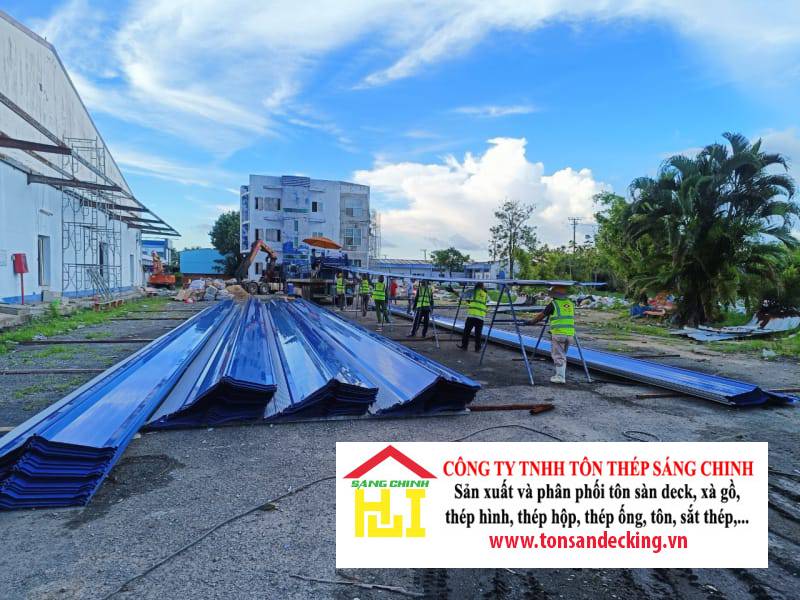 Tôn Seamlock có chống dột thật không?