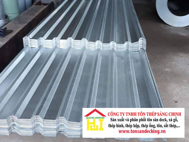 Tôn lạnh màu và tôn lạnh không màu