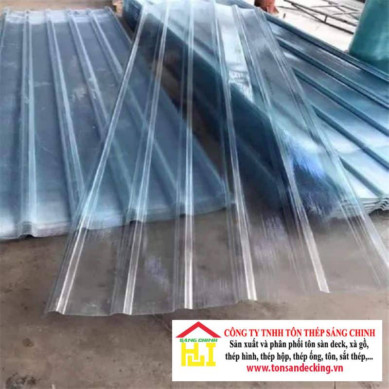 Tôn nhựa 5 sóng vuông