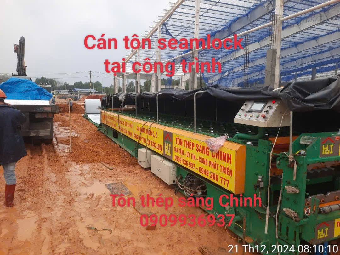Quy Trình Cán Tôn Seamlock tại Công Trình