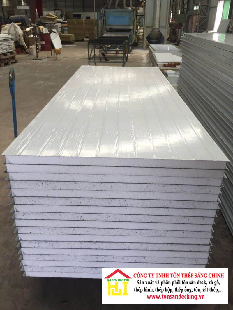 Bảng Giá Tôn Panel 3 Lớp Mới Nhất Hôm Nay