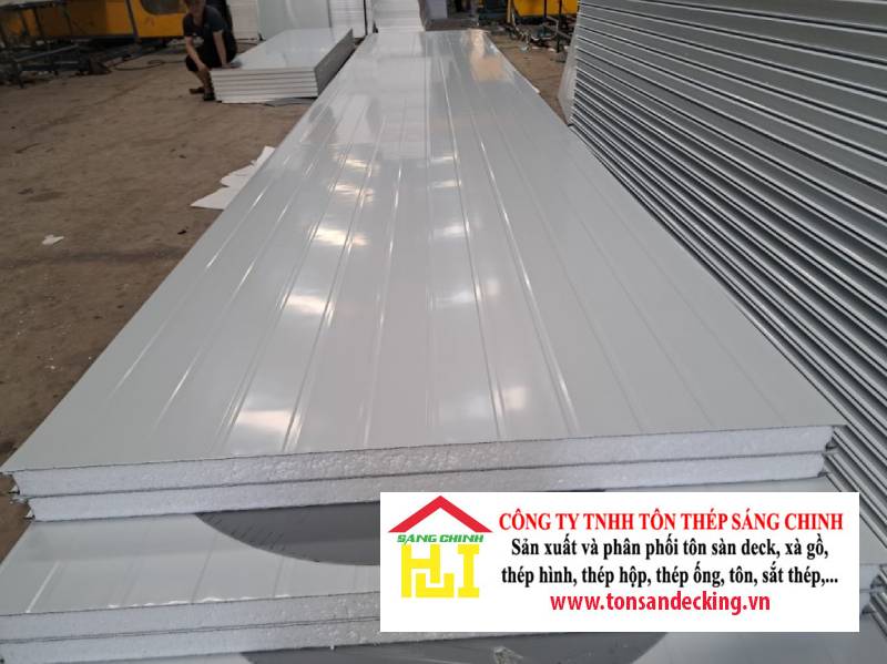 Bảng Giá Tôn Panel 3 Lớp Mới Nhất Hôm Nay