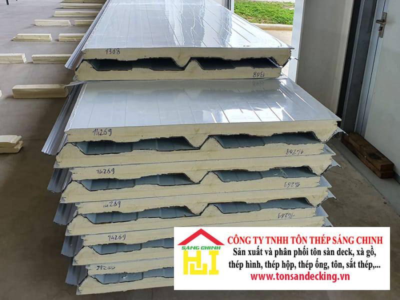 Kích Thước Tấm Panel Tôn Xốp: Thông Số Chi Tiết & Ứng Dụng