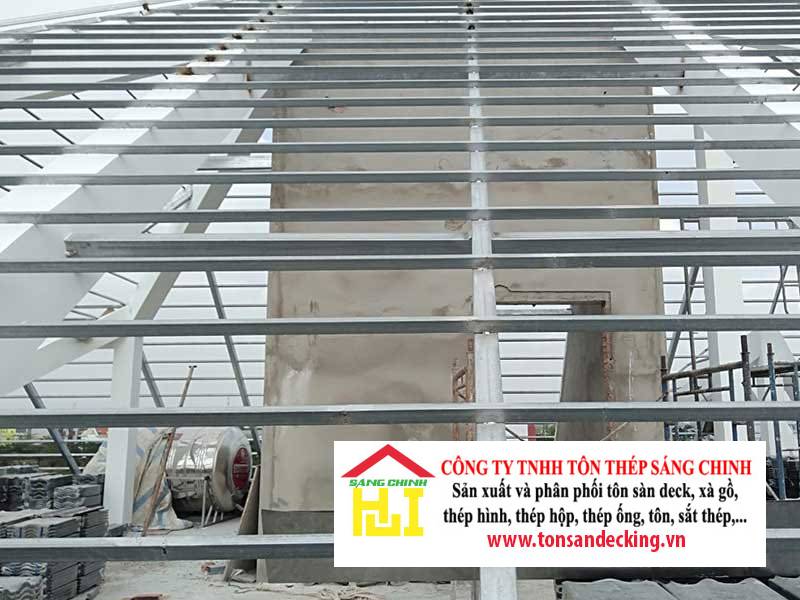 Giá sắt hộp Nam Kim